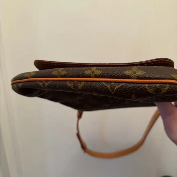 SOLD- Louis Vuitton Monogram Musette Salsa w/COA - Picture 12 of 13